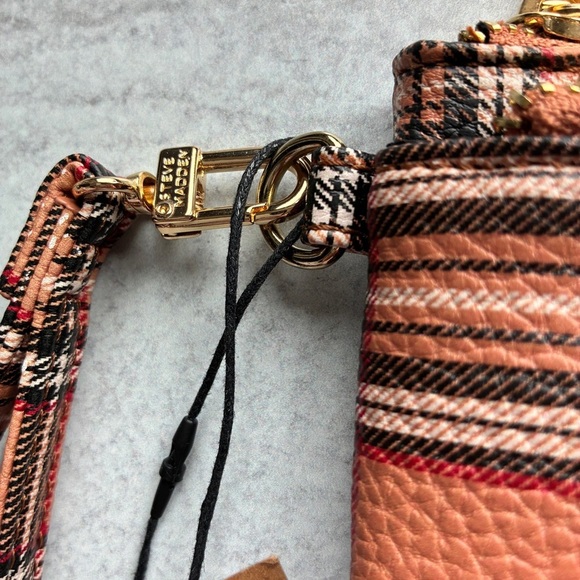 Steve Madden Plaid Dual Zip Wristlet Clutch in Red and Brown - Picture 11 of 14